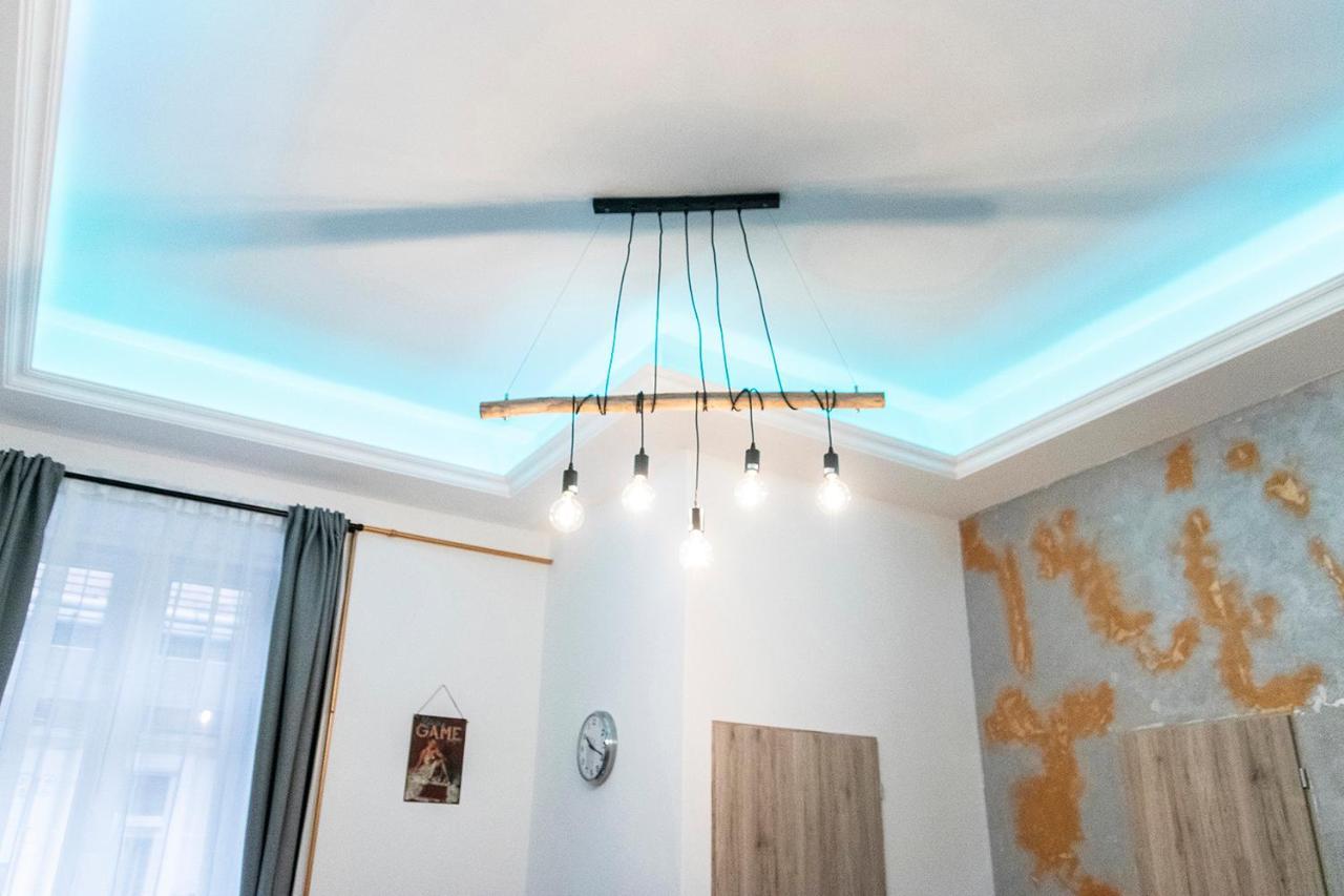 Astoria Tiny Apartment Budapest Eksteriør billede